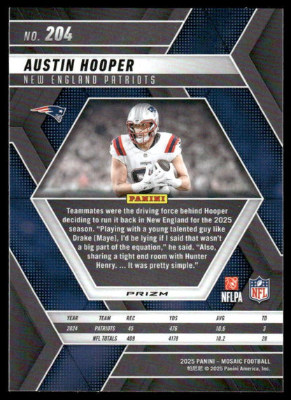 2025 Panini Mosaic #204 Austin Hooper Mosaic Reactive Blue